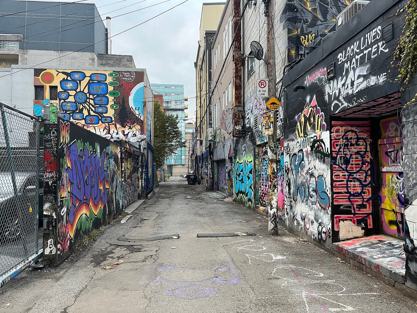 Queen Street West, Toronto